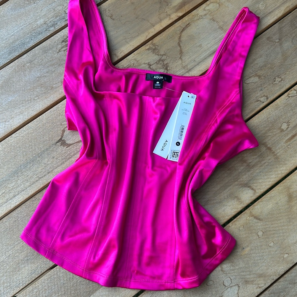 NWT Aqua Crop Tank Top Hot Pink